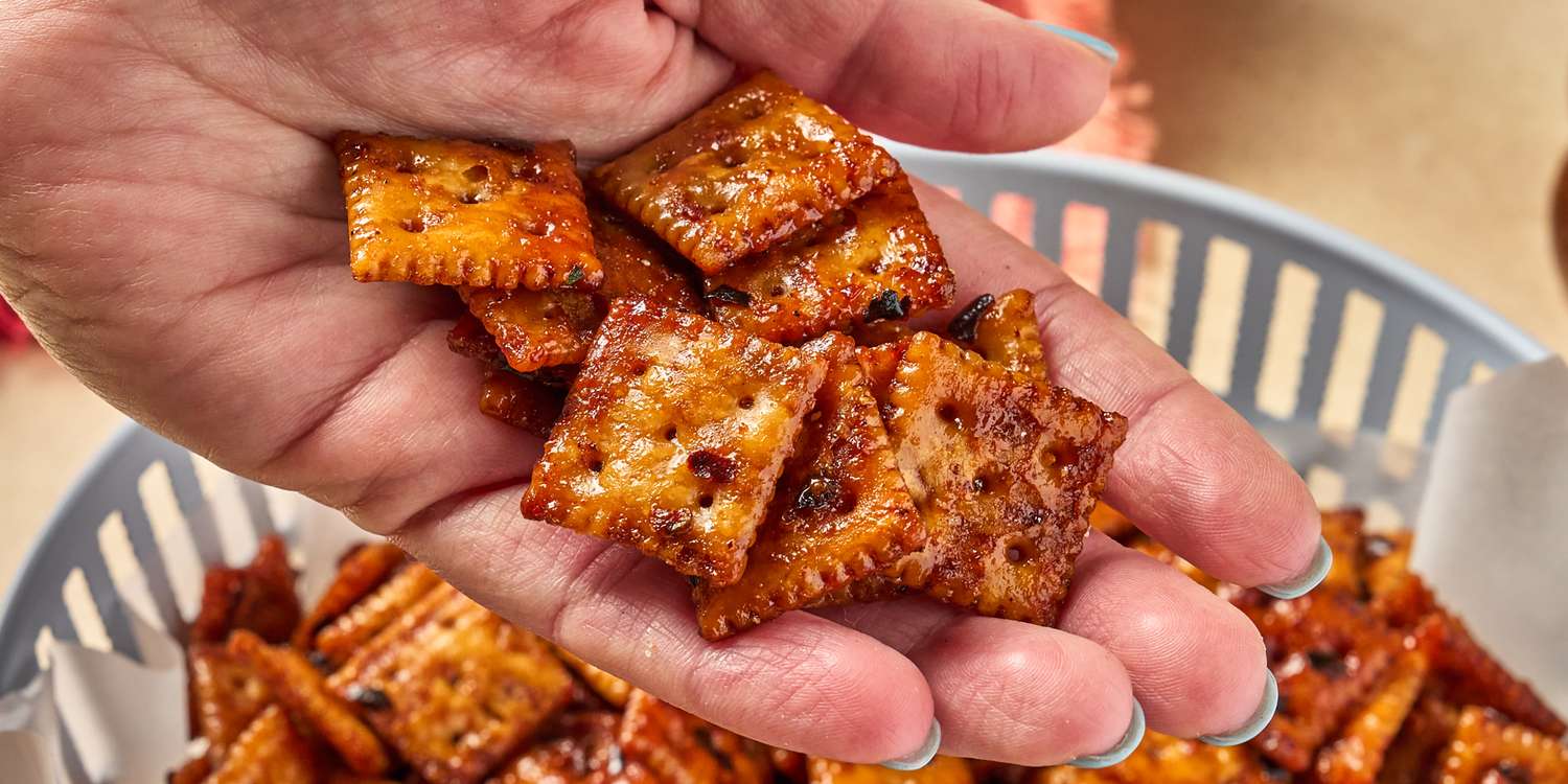 Hot Honey Saltines Recipe