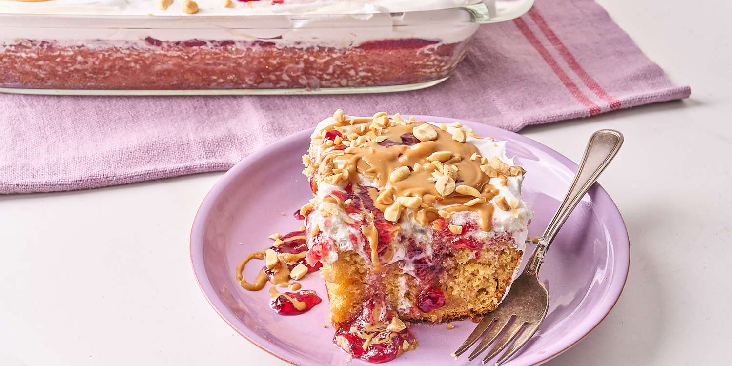 This Cake Recipe Is the Perfect Potluck Dessert That'll Disappear in Minutes